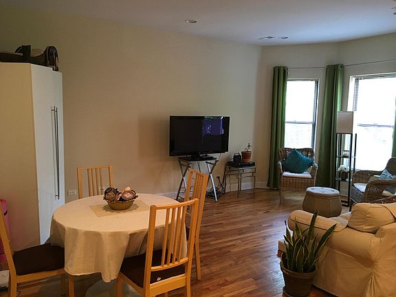 2nd image of 4927 N Winthrop Ave #A101