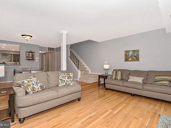 4th image of 20131 Laurel Hill Way