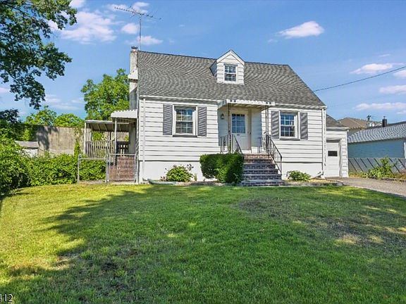 2nd image of 43 Urma Pl