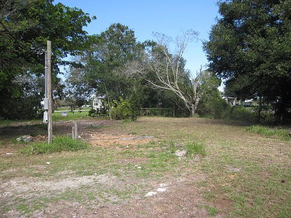 5th image of 9191 SE 58th Dr