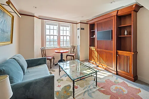 15 River St #805 Photo 1