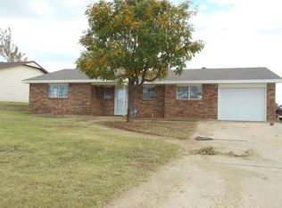 3001 Cheyenne Dr, Woodward, OK 73801