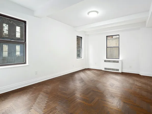 330 East 79th Street image 13 of 24