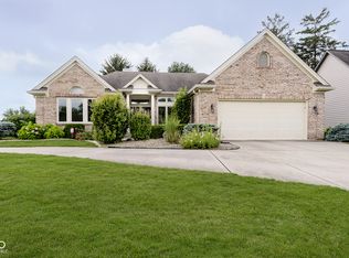 7297 Pymbroke Cir, Fishers, IN 46038