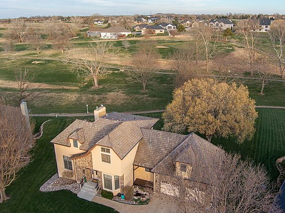 3rd image of 2138 Columbine Ct