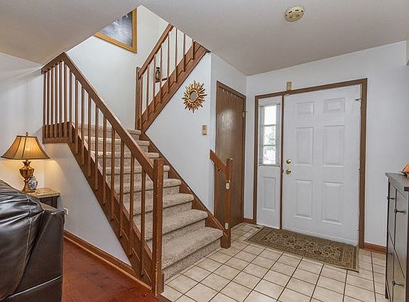 2nd image of 255 Tamarack Dr