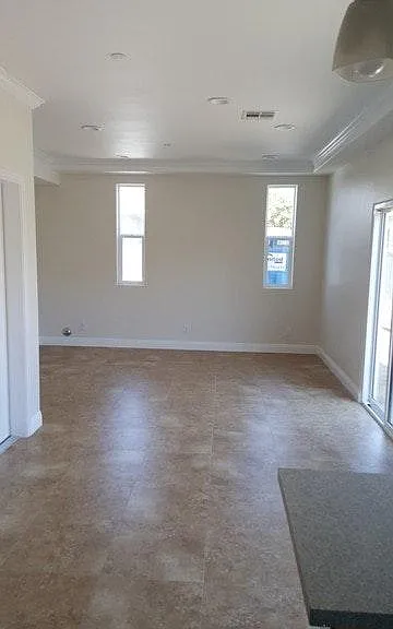 4442 Santa Ana St — Photo 11
