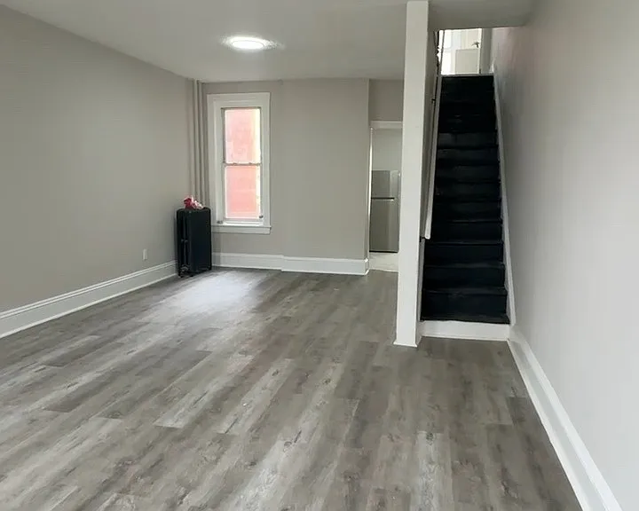 313 Calhoun St — Photo 1