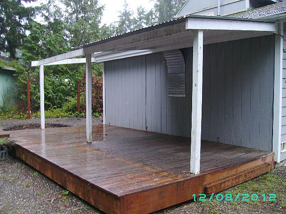 3rd image of 2411 E Saint Andrews Dr N