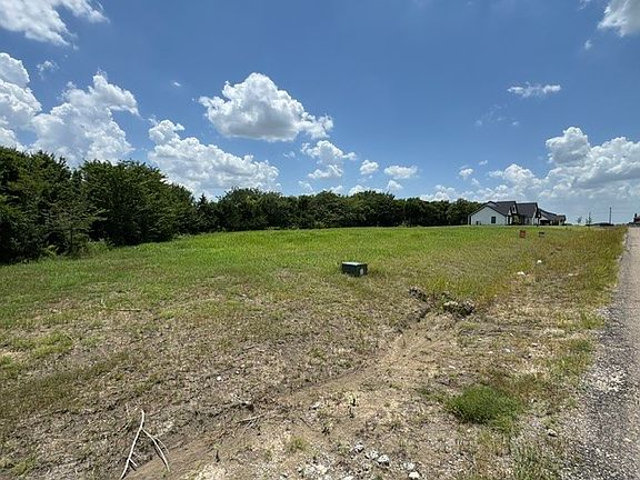 5th image of 172 Cooper Ln