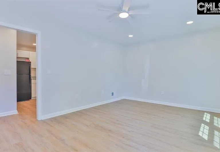 2129 Apple Valley Rd #B — Photo 3