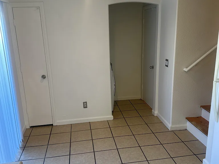 9914 Keephills St — Photo 9