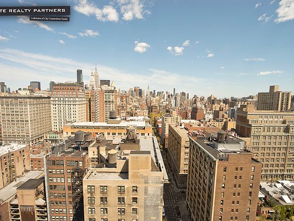 3rd image of 1 Irving Pl APT G25b
