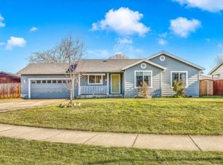 2325 Lillian St, Medford, OR 97501