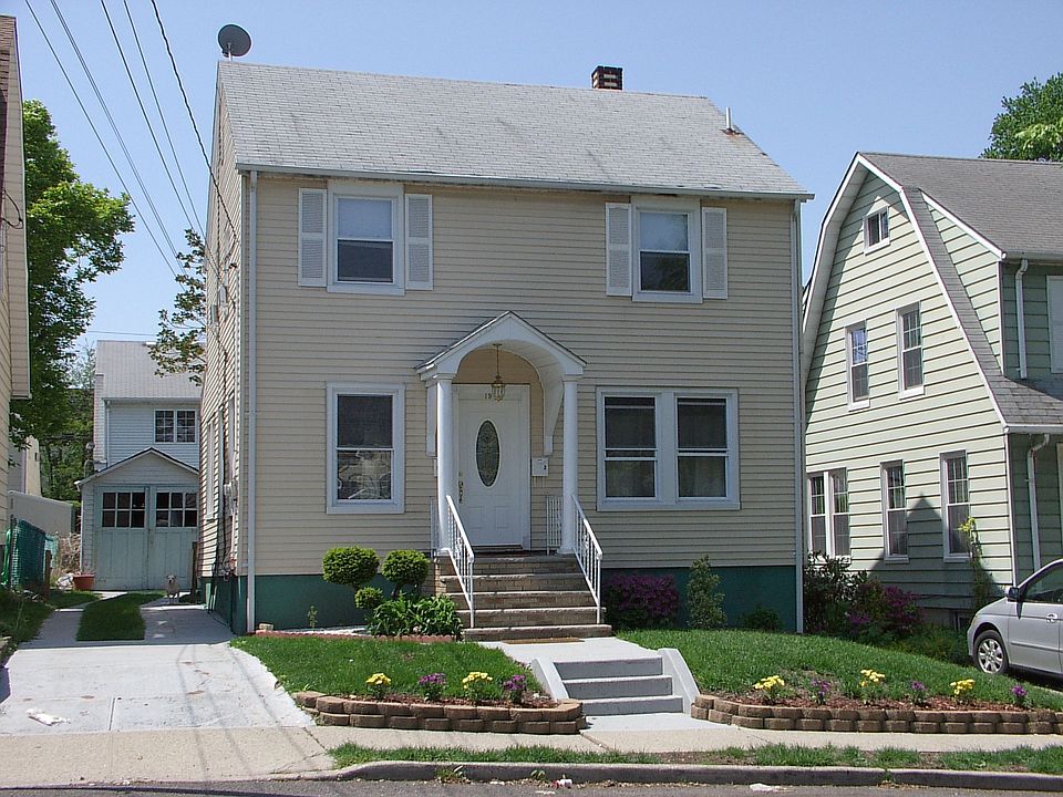 1st image of 19 Parkview Ter