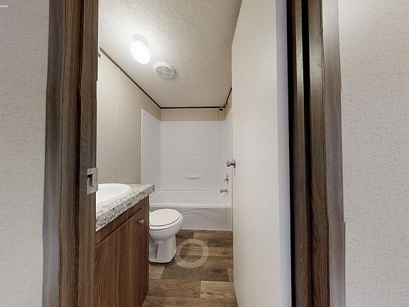 5th image of 184 Ronco Dr