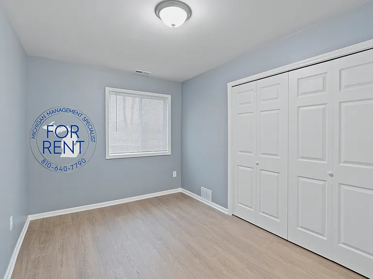816 Asylum St — Photo 9