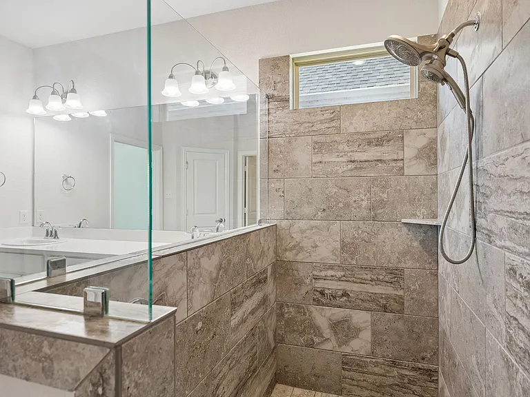 228 Glenwood Dr — Photo 14