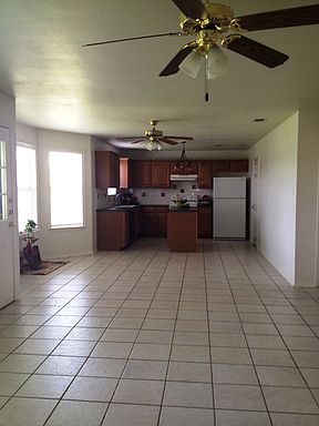 3rd image of 4402 Oak Vista Cir