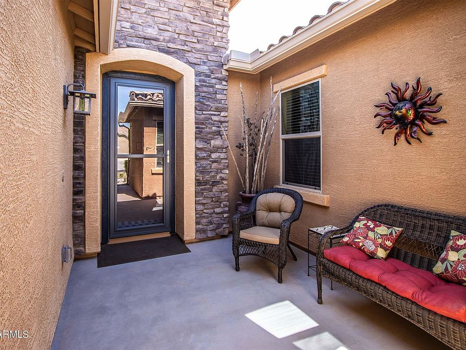 1st image of 268 N Mesilla Ct