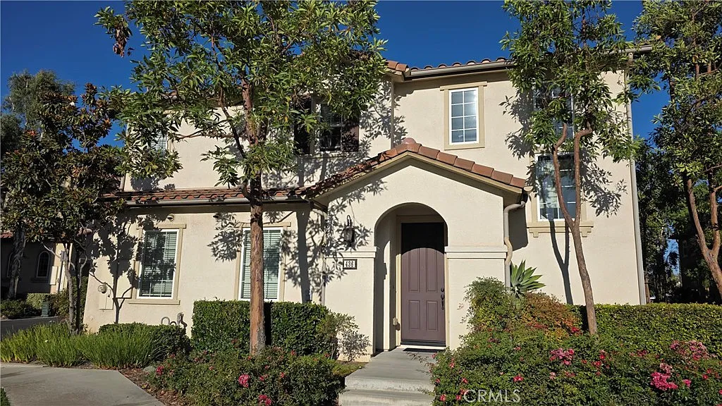 3 bed, 2.5 bath, 1783 sqft, $3,850 — Photo 1