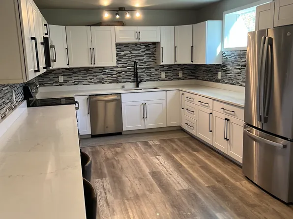 1209 Ramona St #2, Anchorage, AK 99515