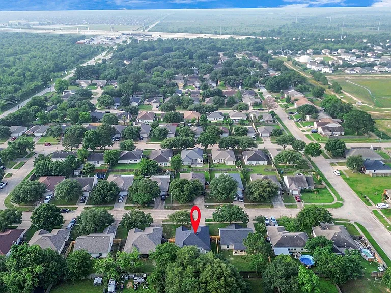 24118 Wild Horse Ln — Photo 36