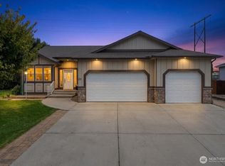 29 S Meadowbrook Ln, East Wenatchee, WA 98802