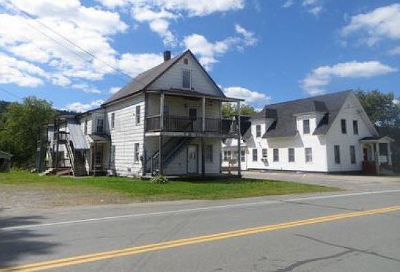 3rd image of 241 Gale St