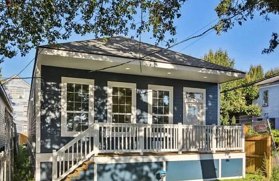 2nd image of 1937 Elysian Fields Ave