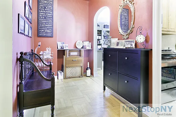 Sold by NextStopNY | media 6