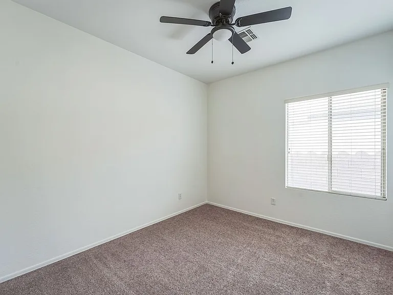 1268 E Birdland Dr — Photo 28