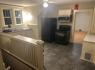 82 Ferguson Ave Floor 2, Burlington, VT 05401