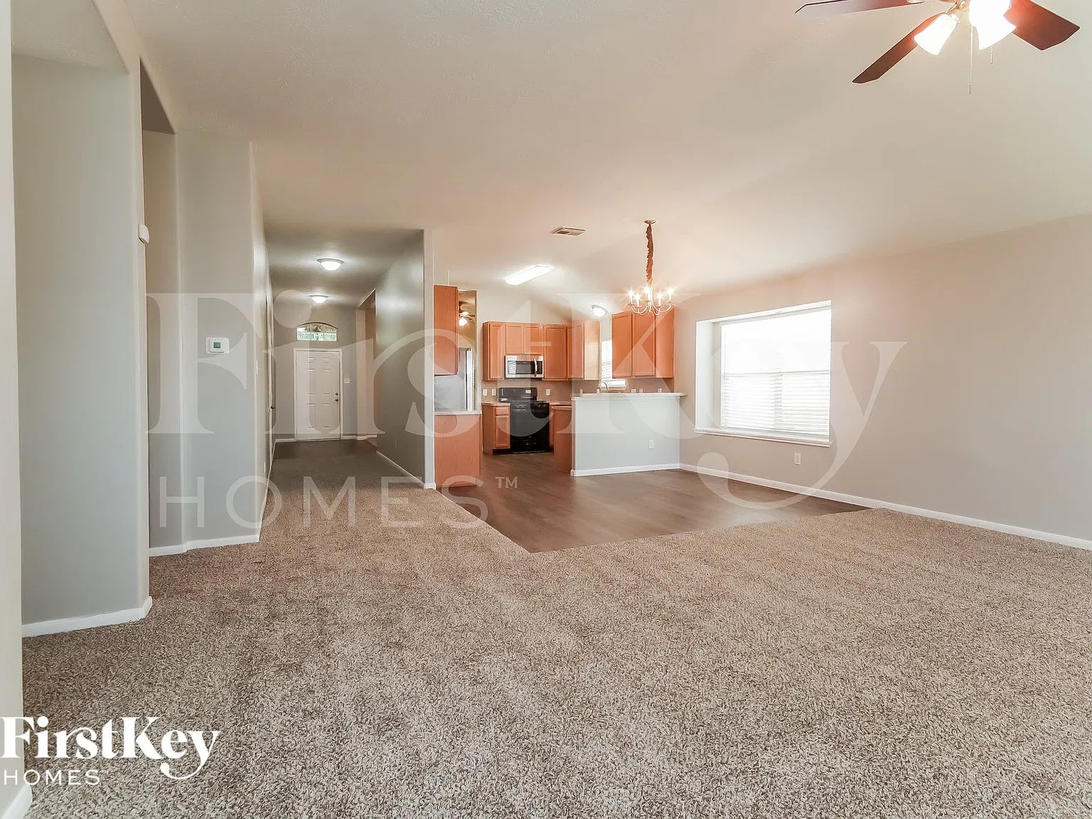 3 bed, 2.0 bath, 2103 sqft, $2,110 — Photo 3