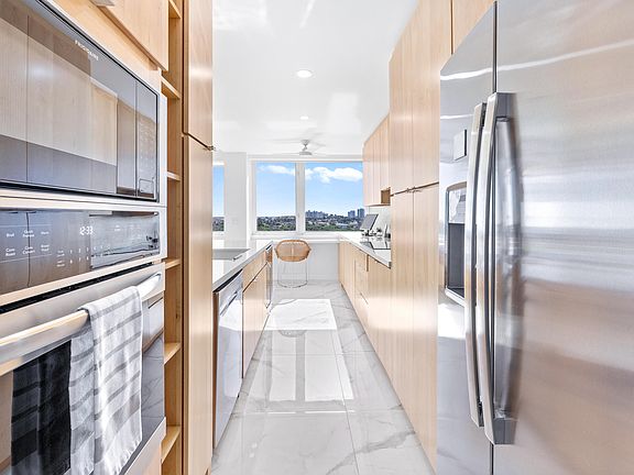 3rd image of 3912 S Ocean Boulevard #806
