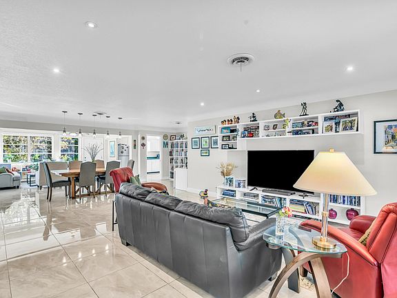 5th image of 1290 SW 8th Street