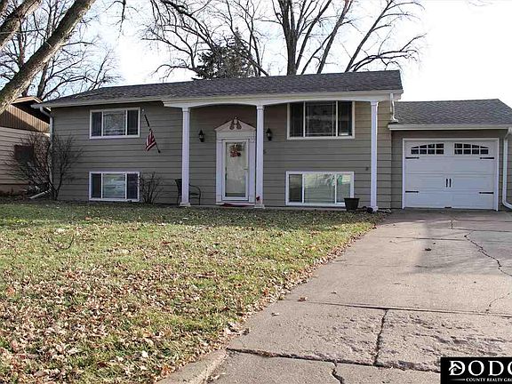 3rd image of 1215 E 18th St