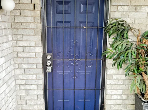 9700 Leawood Blvd APT 1111, Houston, TX 77099