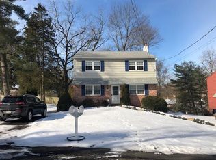 606 Glencoe Ave #B, Fort Washington, PA 19034