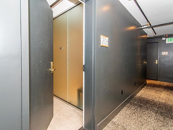 3rd image of 1875 Mission St APT 206
