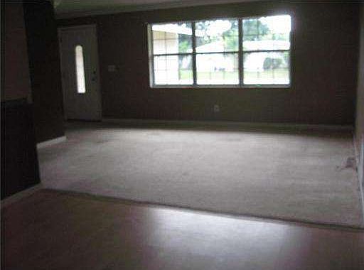 3rd image of 6236 20th Way S