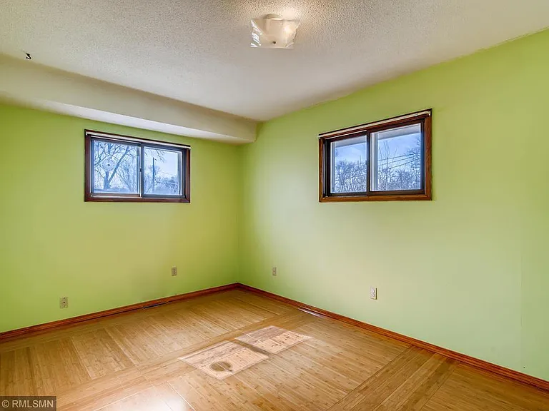 1649 Fernwood St — Photo 8