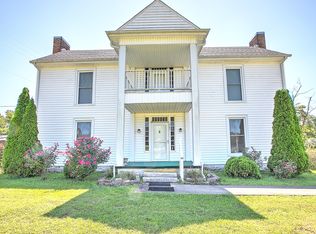 927 E Mount Vernon St, Somerset, KY 42501