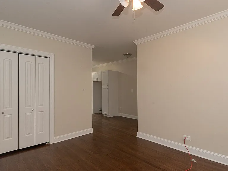 3817 N Greenview Ave #W4 — Photo 11