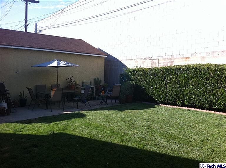 2nd image of 3225 Mary Ann St