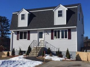 96 Boulevard St, Lowell, MA 01854