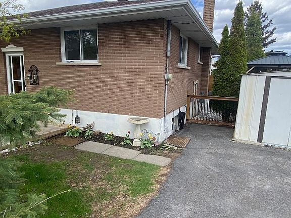 3rd image of 197 15th St W