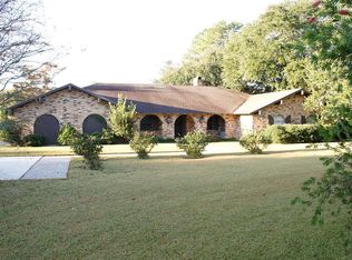 108 Higdon St, New Iberia, LA 70563