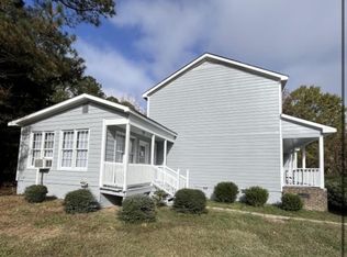 24 Ridgeway Ln, Louisburg, NC 27549