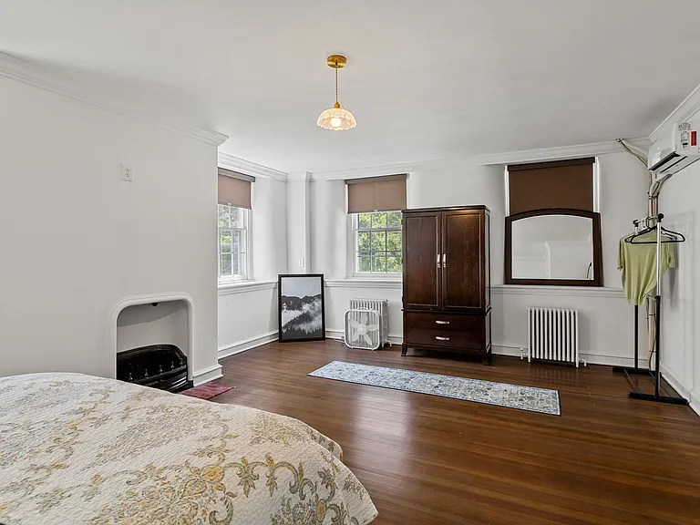 571 N Newtown Street Rd — Photo 32